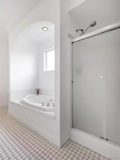 Bath - 104 W North St, Eureka, MO 63025 photo 3 of 8