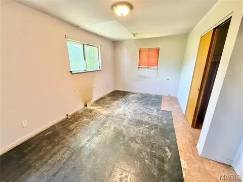 Bedroom - 1908 Main Dr, High Ridge, MO 63049 photo 2 of 3