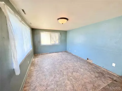 Living - 1908 Main Dr, High Ridge, MO 63049 photo 1 of 2
