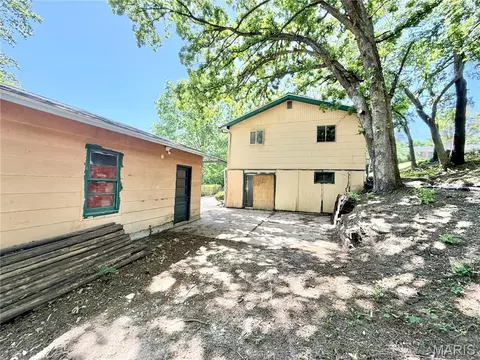 Exterior - 1908 Main Dr, High Ridge, MO 63049 photo 3 of 3