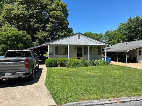 2507 Gass Ave, Overland, MO 63114