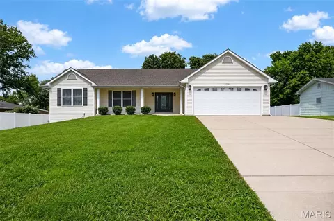 2745 Saint Peters Howell Rd, Saint Peters, MO 63376