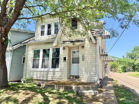 4323 Bingham Ave, Saint Louis, MO 63116