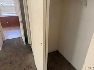 Entry Way - 9078 Patrick Dr, Saint Louis, MO 63114 photo 2 of 9