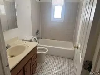 Bath - 9078 Patrick Dr, Saint Louis, MO 63114 photo 2 of 2