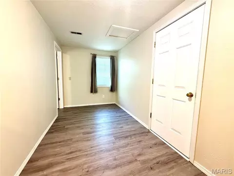 Entry Way - 524 Collie St, Arcadia, MO 63621 photo 1 of 2