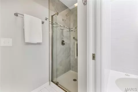 665 Highview Circle Dr, Ballwin, MO 63021 photo 29