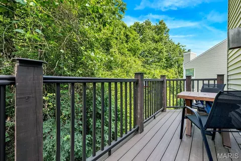 Exterior - 665 Highview Circle Dr, Ballwin, MO 63021 photo 2 of 12
