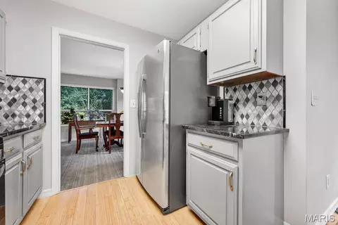 Kitchen - 665 Highview Circle Dr, Ballwin, MO 63021 photo 4 of 4
