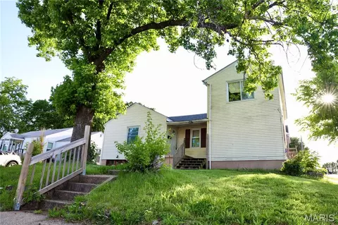 207 N Pine St, Rolla, MO 65401