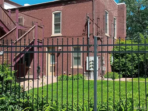 1924 Geyer Ave #C, Saint Louis, MO 63104