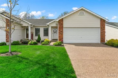 1551 Rosedale Dr #72A, O'fallon, MO 63366