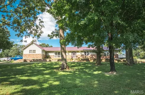 15460 N Highway 68, Saint James, MO 65559