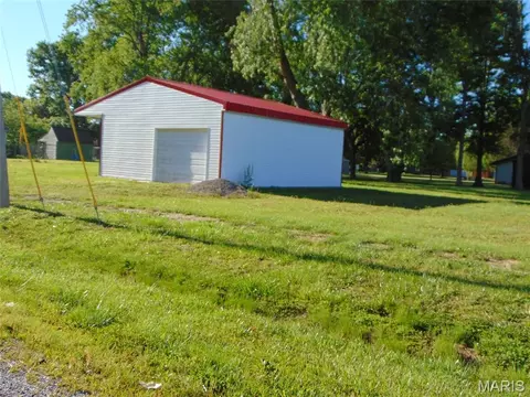 000 W St Louis Ave, Dowell, IL 62927 photo 4