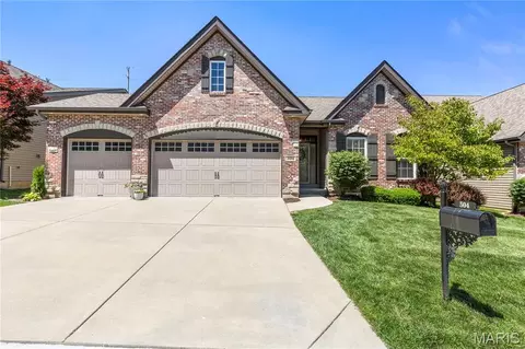 504 Sgt Pepper Dr, Saint Peters, MO 63376