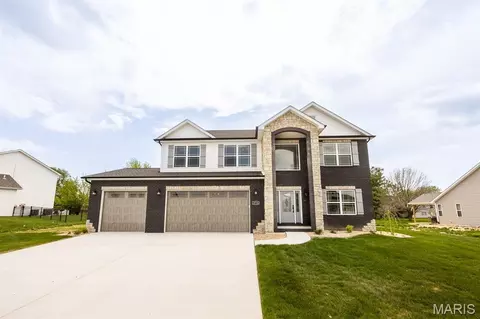 3716 Osprey Ct, Shiloh, IL 62221