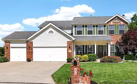 67 Lanchester Ct, Cottleville, MO 63376