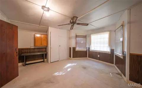 Bedroom - 18009 Crown Rd, Dixon, MO 65459 photo 3 of 4