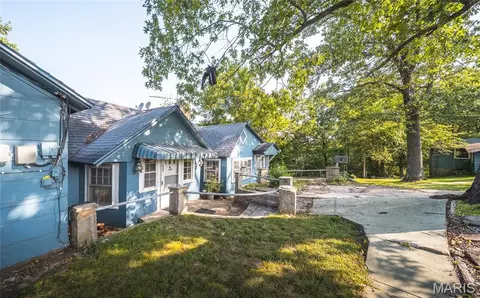 Exterior - 18009 Crown Rd, Dixon, MO 65459 photo 1 of 8