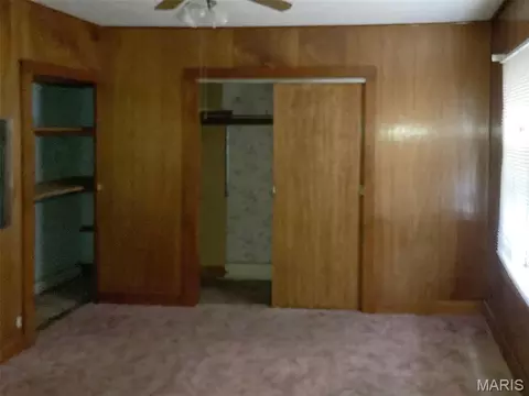 Bedroom - 869 S Redman Ave, Marshall, MO 65340 photo 1 of 2