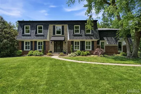 12547 Glencroft Dr, Saint Louis, MO 63128