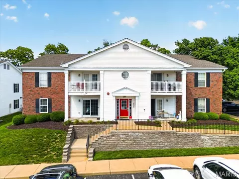 4301 Forder Gardens Pl #H, Saint Louis, MO 63129