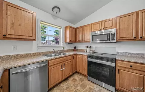 Kitchen - 243 Duffers Dr, Saint Clair, MO 63077 photo 1 of 1