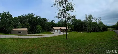 831 Old Colony Rd, Defiance, MO 63341