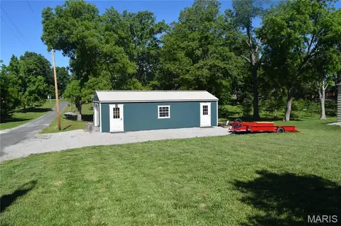 Exterior - Undisclosed, Saint Libory, IL 62282 photo 7 of 7