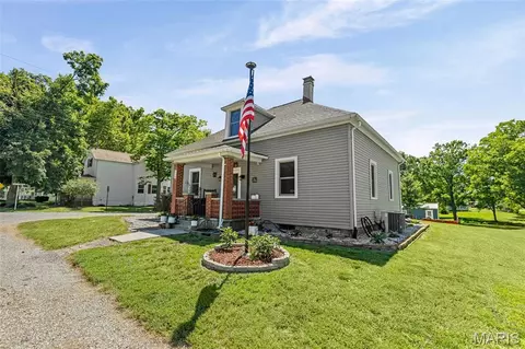 Exterior - Undisclosed, Saint Libory, IL 62282 photo 4 of 7
