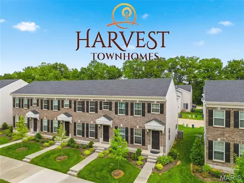 346 Fall Harvest Pkwy, Wentzville, MO 63385
