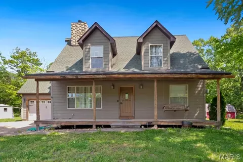 323 Lake Shore Dr, Saint Clair, MO 63077