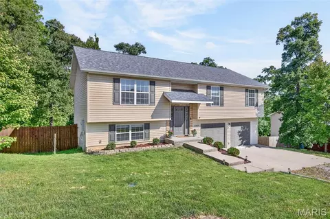 Exterior - 15859 Tundra St, Saint Robert, MO 65584 photo 2 of 11