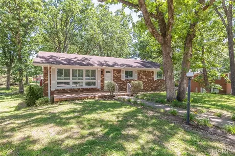 1506 Rosedale Ln, Poplar Bluff, MO 63901