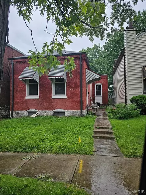 6104 Idaho Ave, Saint Louis, MO 63111