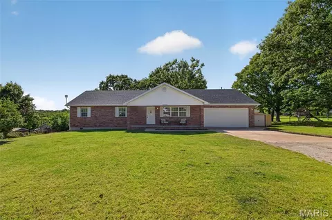 19835 Stamper Ln, Waynesville, MO 65583