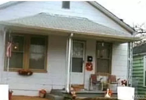 1005 Switzer Ave, Saint Louis, MO 63147