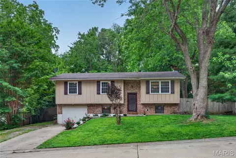 819 Odus Dr, Jackson, MO 63755