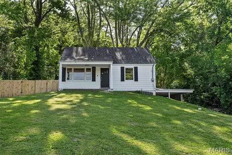 21 S Dellwood Ave, Saint Louis, MO 63135