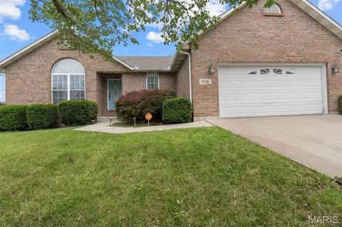936 N West Ln, Jackson, MO 63755