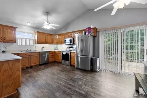Kitchen - 936 N West Ln, Jackson, MO 63755 photo 1 of 3