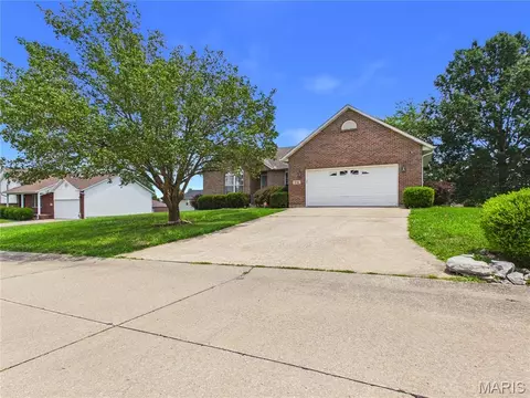 Exterior - 936 N West Ln, Jackson, MO 63755 photo 2 of 11