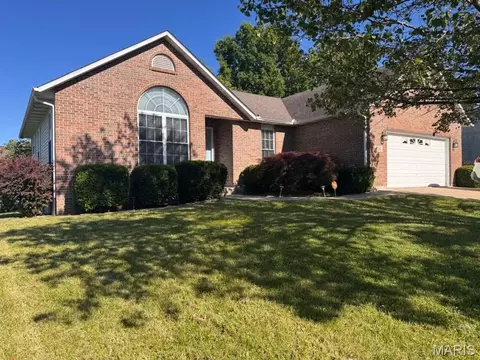 936 N West Ln, Jackson, MO 63755
