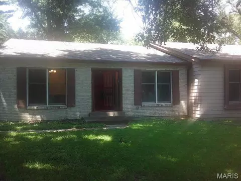 12439 Norma Ln, Saint Louis, MO 63138
