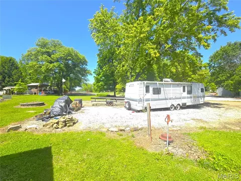 Exterior - 352 Arrowhead Trl, Hermann, MO 65041 photo 12 of 16