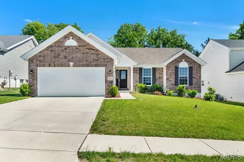 532 Leather Reins, Wentzville, MO 63385