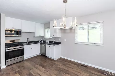 Kitchen - 3128 Pinebrook Dr, Arnold, MO 63010 photo 1 of 2