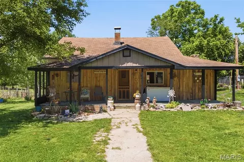 210 County Road 320, Alton, MO 65606