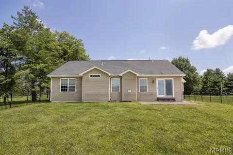 Exterior - 4641 Knab Rd, Smithton, IL 62285 photo 4 of 8