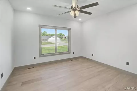 Bedroom - 1636 Mohawk St, Jackson, MO 63755 photo 5 of 10